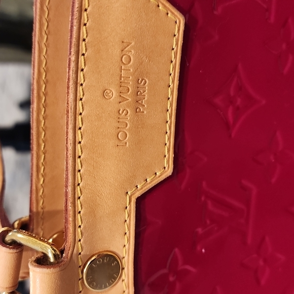 Louis Vuitton handbag - Picture 6 of 9